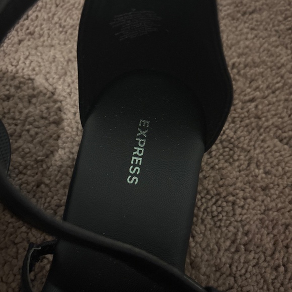 Black thong sandals - Picture 4 of 6